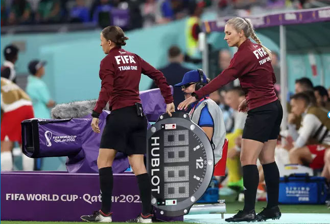 Alemanha x Costa Rica será o 1º duelo em Copas apitado por mulheres; brasileira é escalada