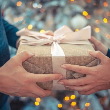 Natal: consumidores devem estar atentos para as políticas de troca de presentes