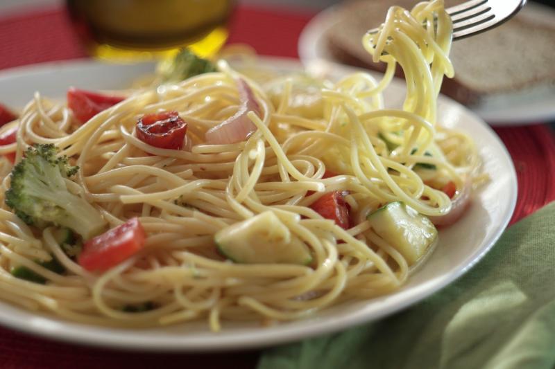 Prático e versátil: espaguete é um dos pratos preferidos dos brasileiros