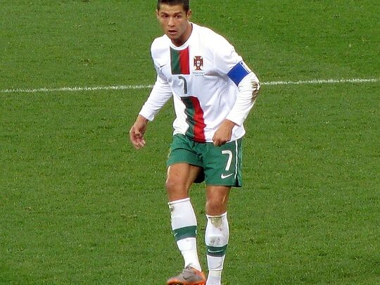 Recentemente Cristiano Ronaldo encerrou sua carreira no United Manchester. Para onde ele vai agora!