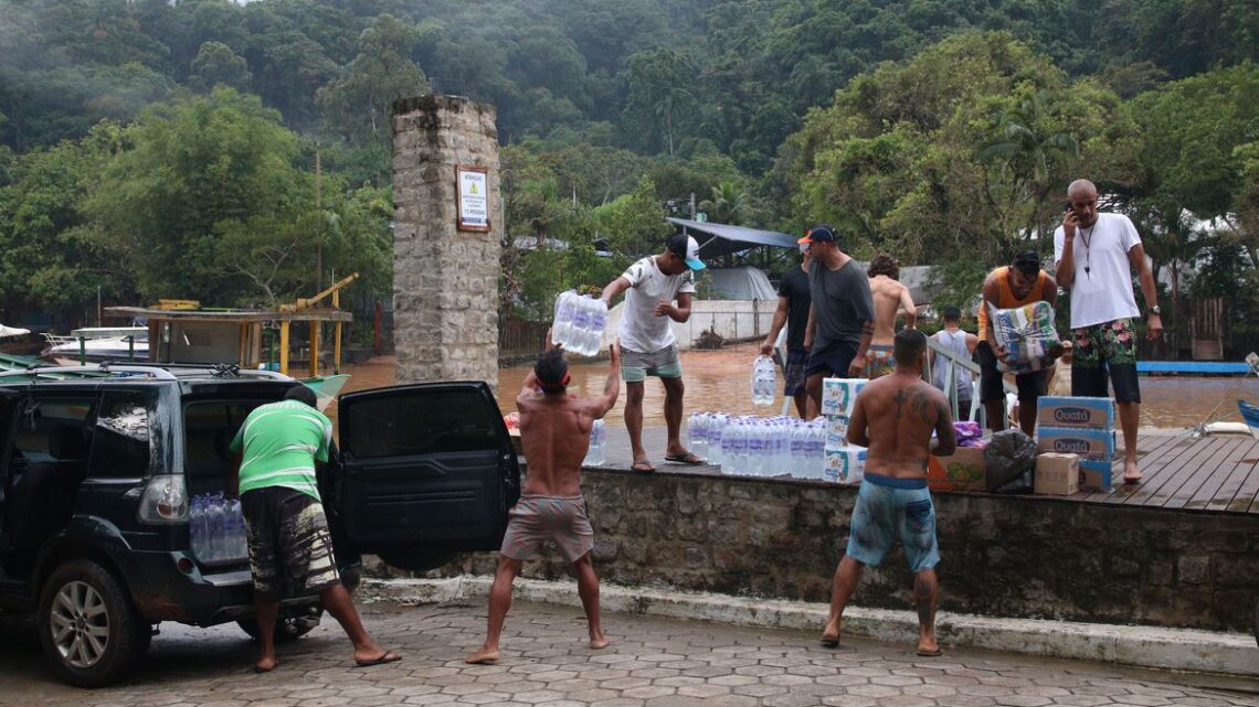 Abastecimento de água é parcialmente restabelecido em São Sebastião