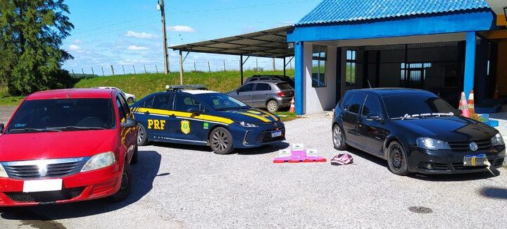PRF prende quatro pessoas, apreende dois carros e drogas em Bagé/RS