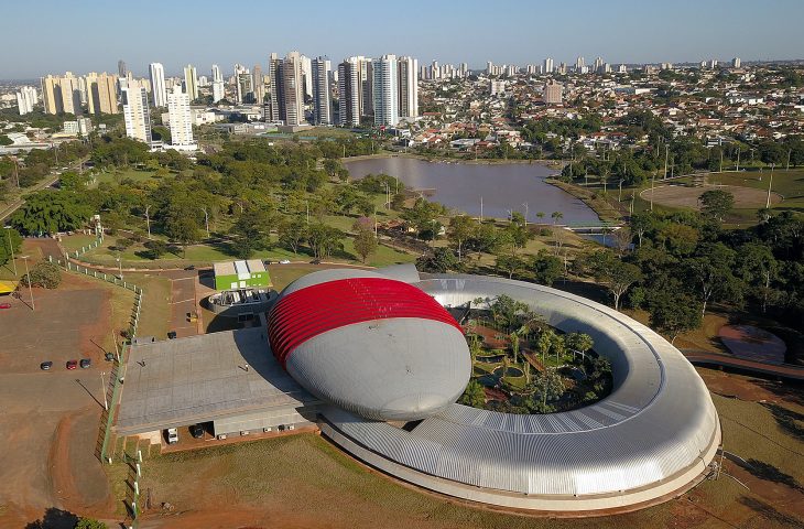 Doação de agasalho garante entrada no Bioparque Pantanal neste sábado