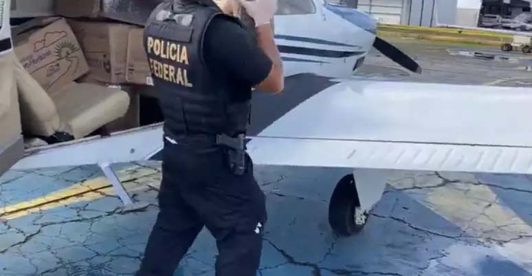 PF apreende avião da Igreja Quadrangular com 290 kg de maconha