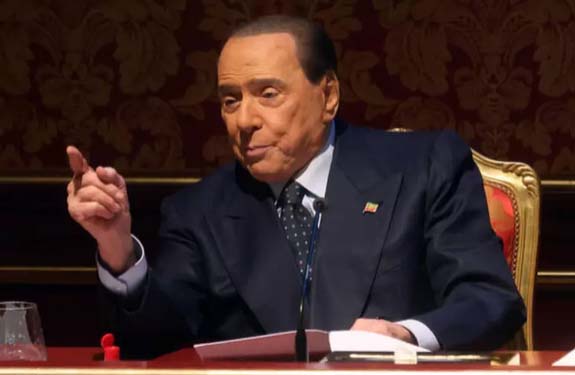 Ex-premiê Silvio Berlusconi morre aos 86 anos