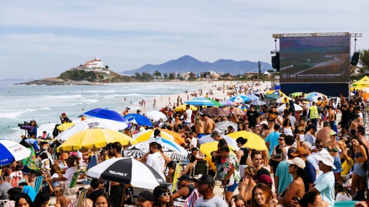 Falta de ondas interrompe etapa do Rio do Circuito Mundial de Surfe