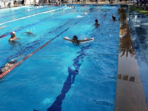 SEJUVEL está com vagas abertas para aulas de natação