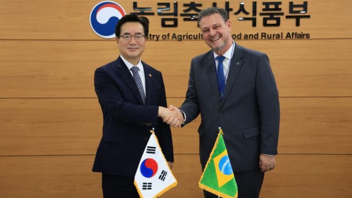 Na Coreia do Sul, ministro Carlos Fávaro estreita parceria do país asiático com o Brasil para o avanço da produção sustentável