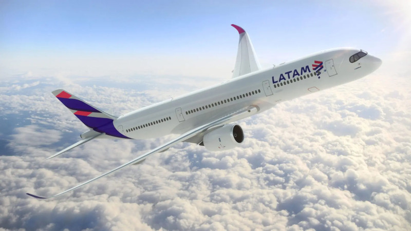 LATAM transporta quase 70% dos passageiros de voos internacionais no Brasil no primeiro semestre de 2023