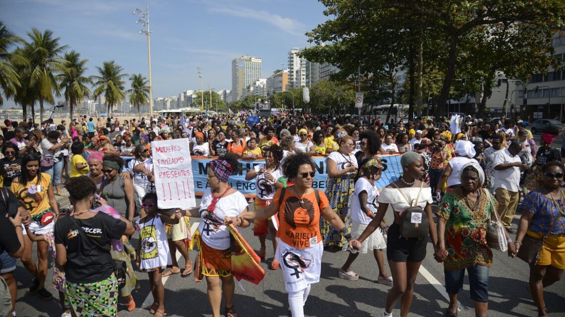 Mulheres negras fazem marcha contra racismo no dia 30, no Rio