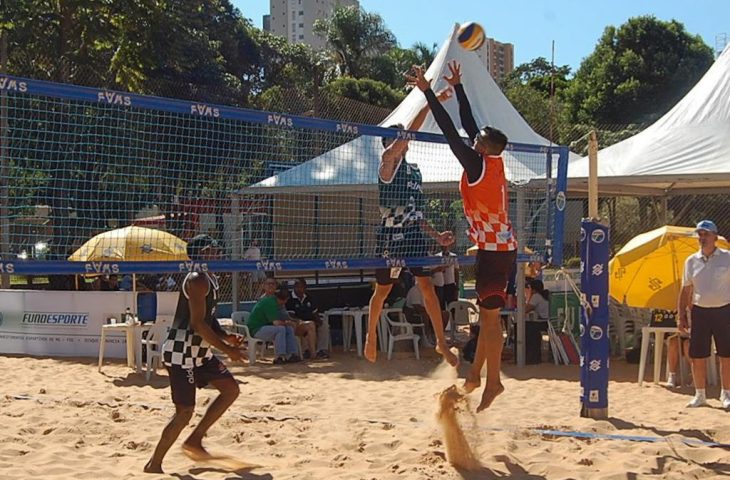 Com apoio da Fundesporte, etapa do Estadual de Vôlei de Praia começa nesta quinta-feira