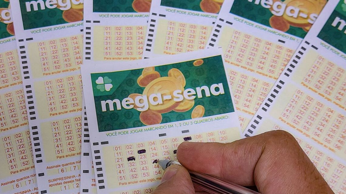 Ninguém acerta seis dezenas da Mega-Sena e prêmio vai a R$ 75 milhões