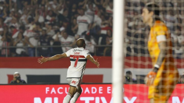 São Paulo vence o Corinthians e disputa a final da Copa do Brasil