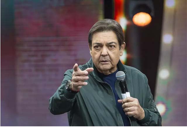 Faustão está internado em cuidados intensivos