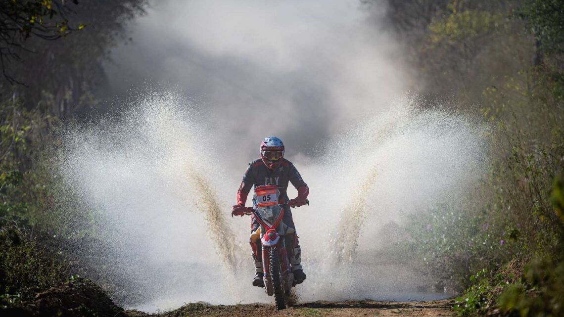 Gabriel Soares vence etapa do Sertões e comemora título brasileiro de Rally Cross Country