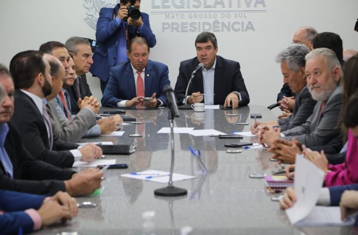 Governador de MS apresenta programa de investimentos em infraestrutura que será realizado com projeto de financiamento