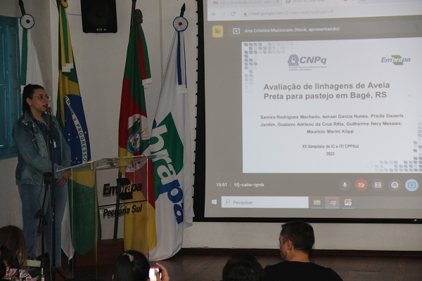 Bolsistas apresentam trabalhos no Simpósio de Iniciação Científica da Embrapa Pecuária Sul