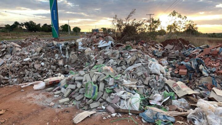 Polícia Militar Ambiental autua 02 pessoas em R$ 120.000,00 por descarte irregular de resíduos sólidos em Paranaíba (MS)