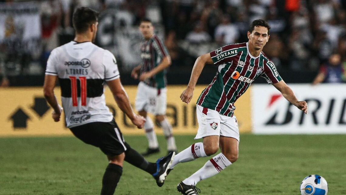 Fluminense enfrenta o Olimpia no estádio do Maracanã pela Libertadores