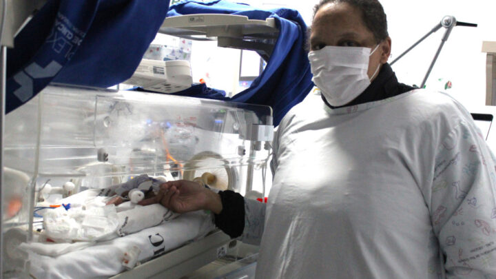 Hospitais que fazem parte da Iniciativa Hospital Amigo da Criança oferecem atendimento humanizado e estímulo ao aleitamento materno