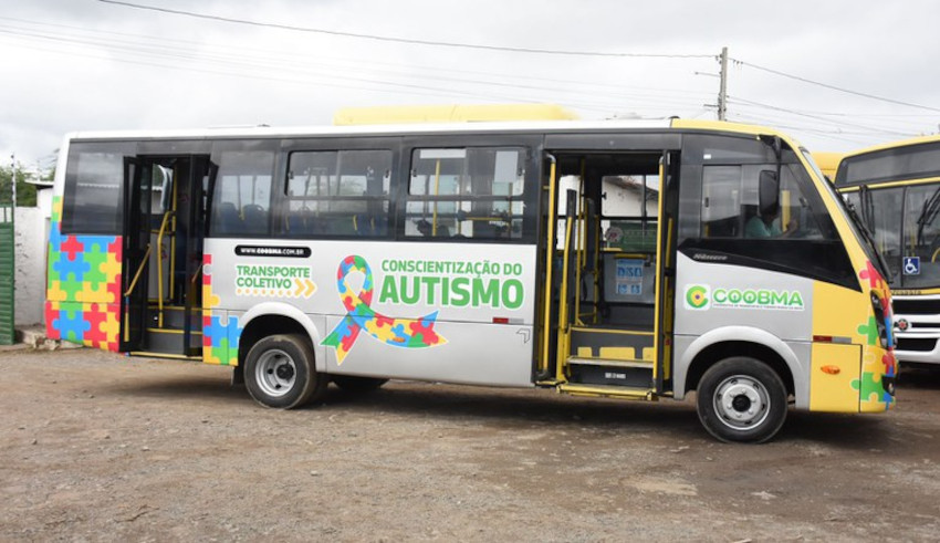Ministério das Cidades conhece serviço de transporte coletivo para crianças com autismo