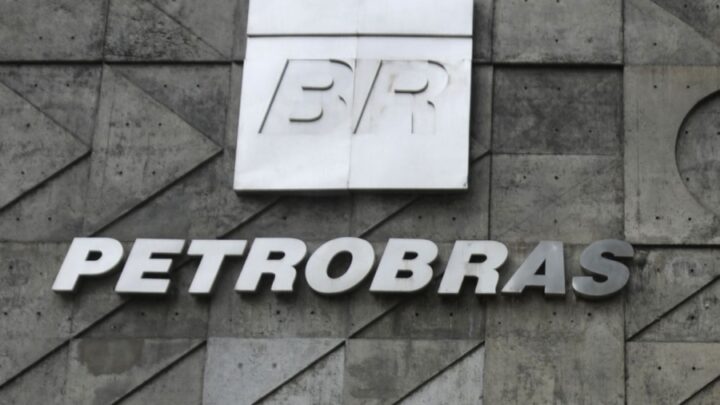Petrobras conclui venda de dois campos de petróleo na Bacia do Espírito Santo