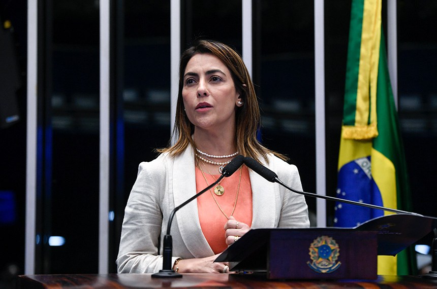 Soraya anuncia PEC para desonerar folha e beneficiar setor de serviços