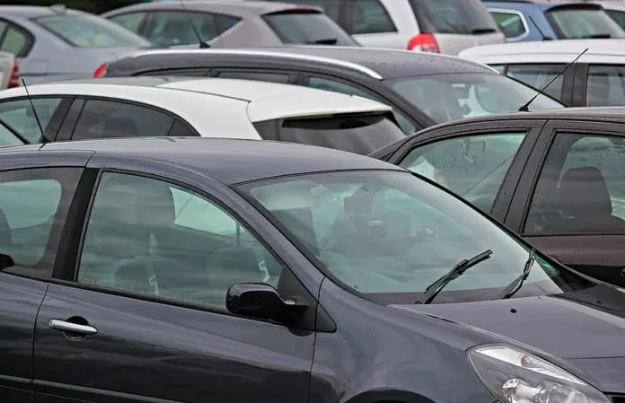 Preços de veículos se mantiveram estáveis em agosto mesmo com o fim dos incentivos do governo