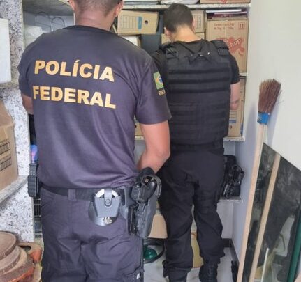 Operação da Polícia Federal combate fraudes no INSS