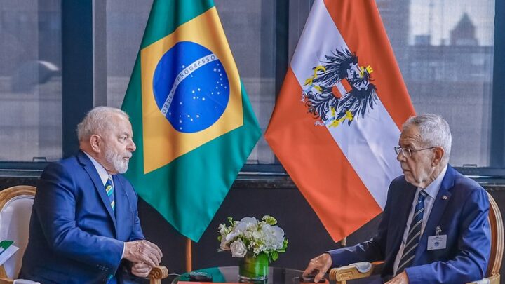 Transição energética e mudanças climáticas são temas de conversa entre Lula e presidente da Áustria