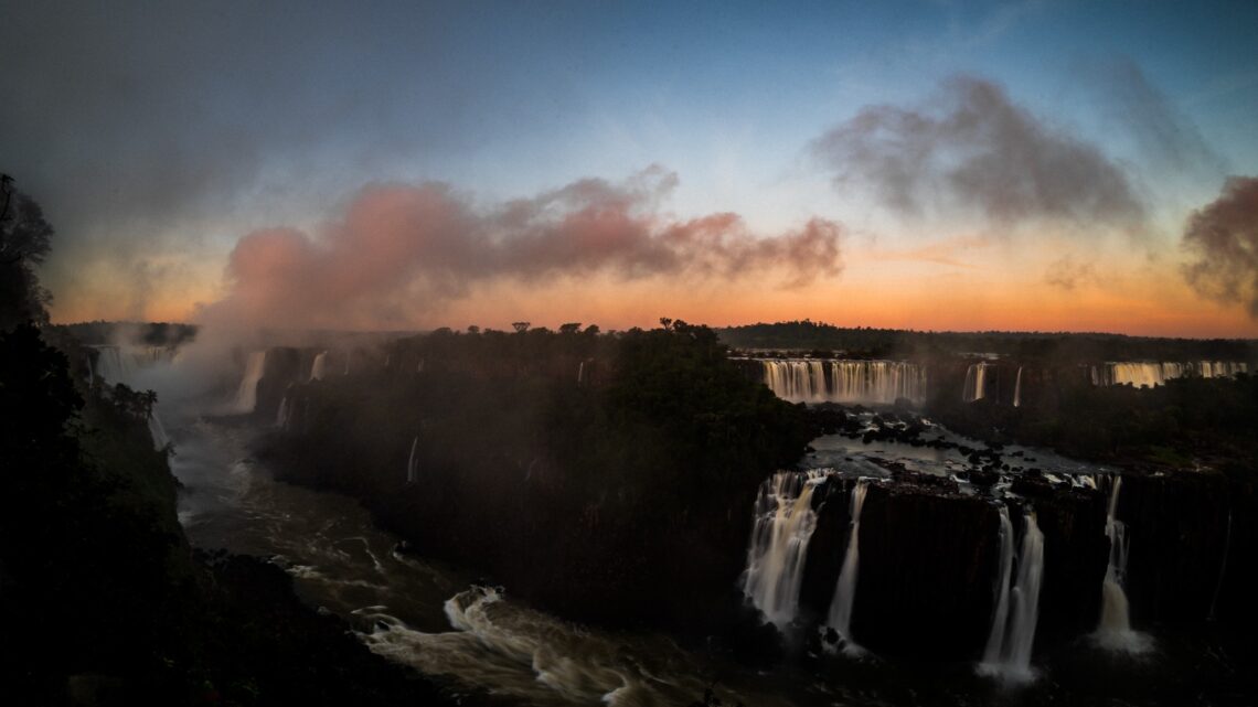 Chegou a época mais bonita para visitar o Parque Nacional do Iguaçu