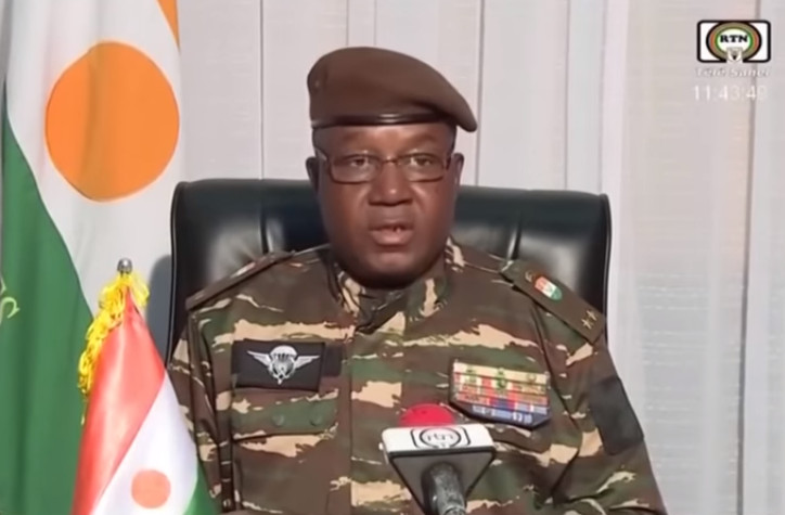 Níger anuncia negociações para retirada das tropas francesas do país