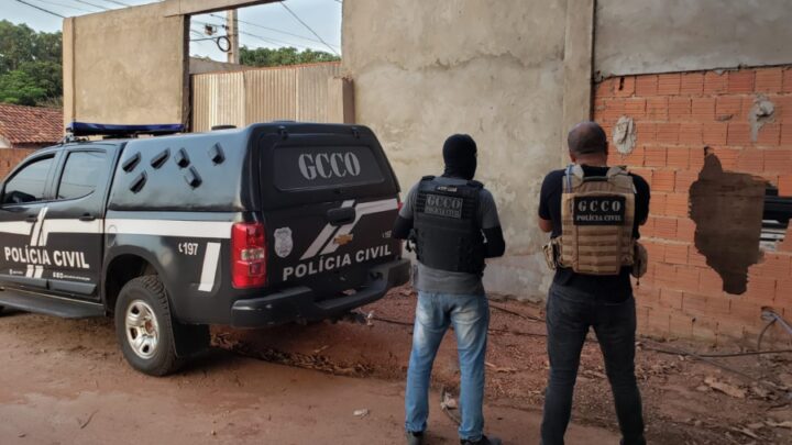 Operação da Polícia Civil cumpre mandados contra grupo criminoso investigado por tortura em Várzea Grande (MT)