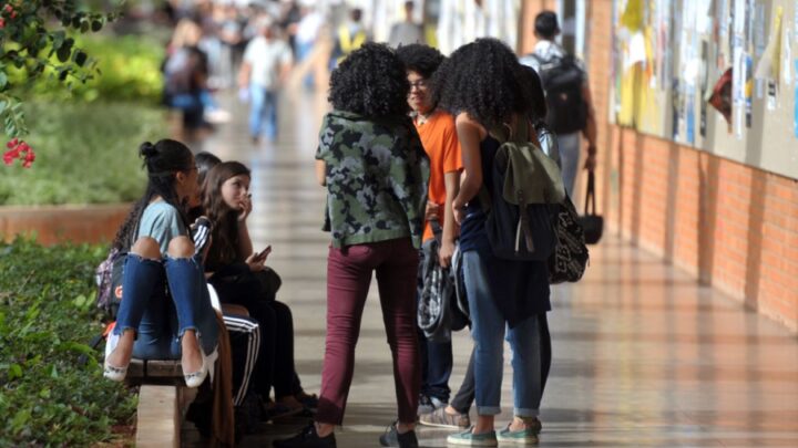 AGU defende no Supremo continuidade da Lei de Cotas no ensino superior