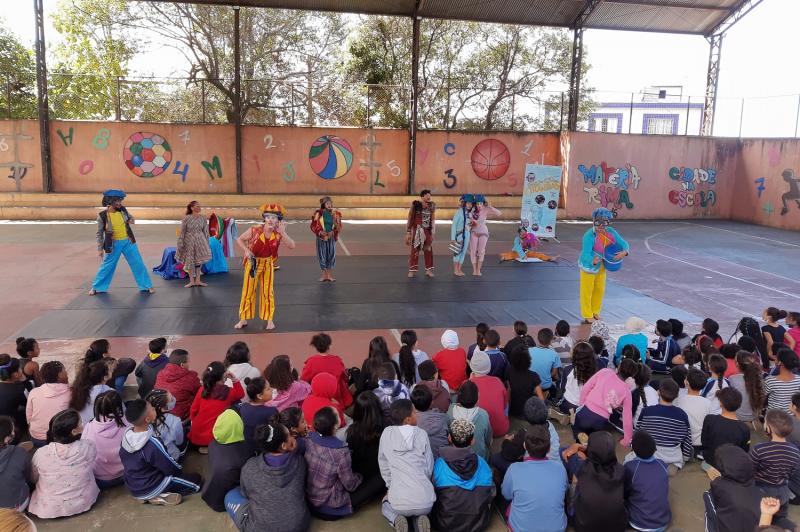 Companhia de Danças de Diadema realiza o Bailando nas Escolas em EMEBs da cidade