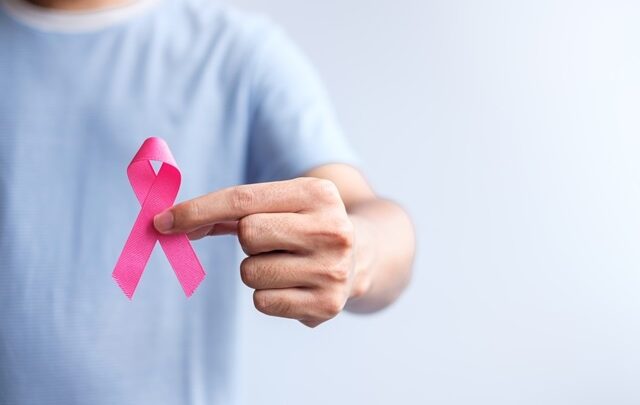Crescimento de 8% nos casos de câncer de mama em homens expõe necessidade de conhecimento sobre a doença 