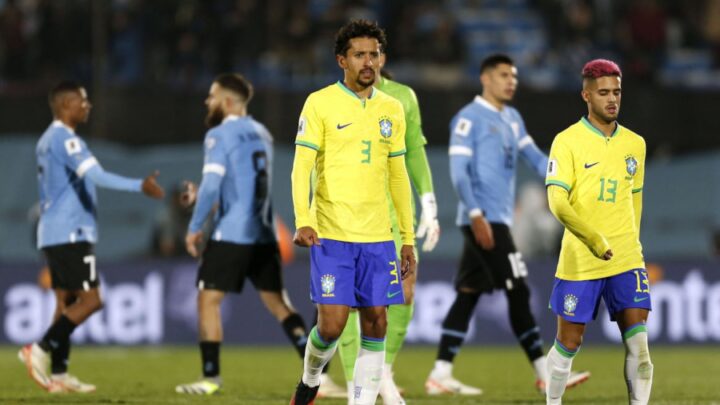 Brasil perde para Uruguai em Montevidéu pelas eliminatórias da Copa