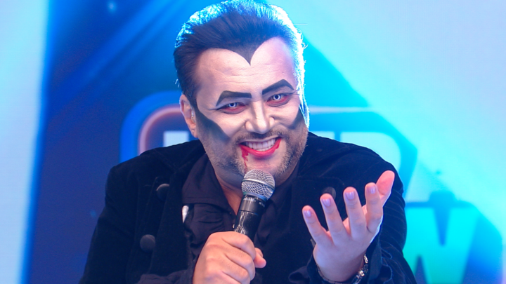 Halloween no ‘Ultra Show’: Geraldo Luís vira ‘Drácula’ neste Dia das Bruxas (31)