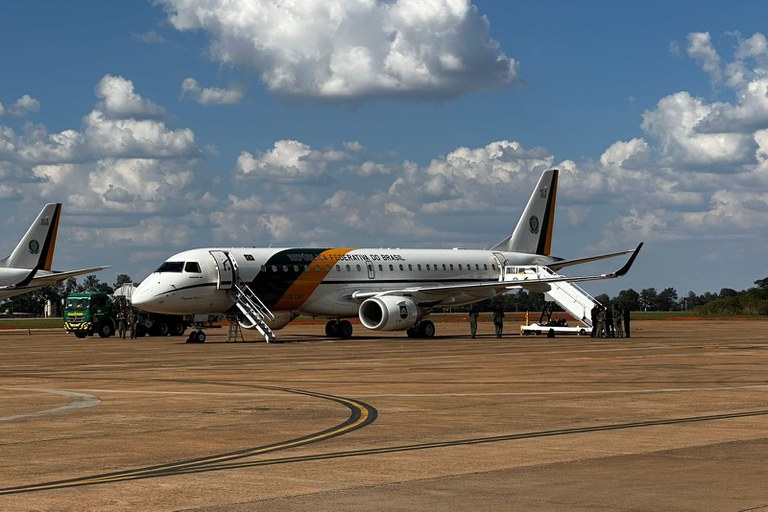 REPATRIAÇÃO: Avião presidencial com 40 lugares decola para a Itália para resgatar brasileiros em Gaza