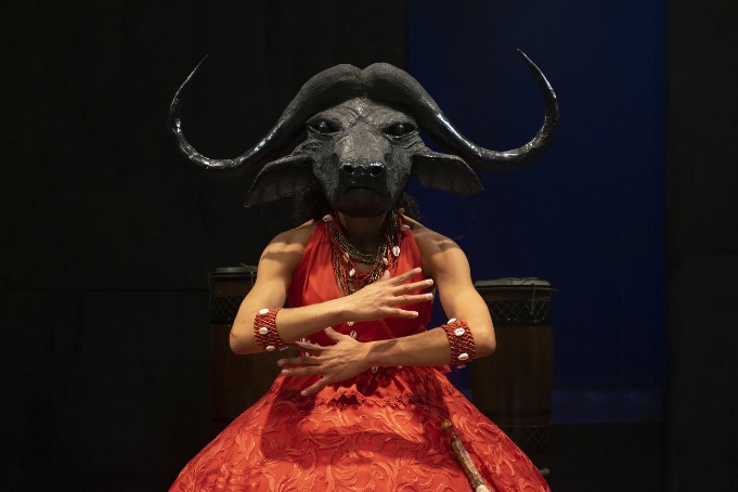 Sesc Piracicaba apresenta espetáculoCÁRCERE ou Porque as Mulheres Viram Búfaloscom a Companhia de Teatro Heliópolis