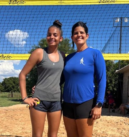 Técnica e atleta da SEJUVEL são convocadas para a seleção brasileira de vôlei de praia