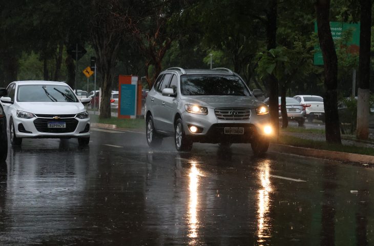 Domingo chuvoso encerra semana de tempo instável em Mato Grosso do Sul