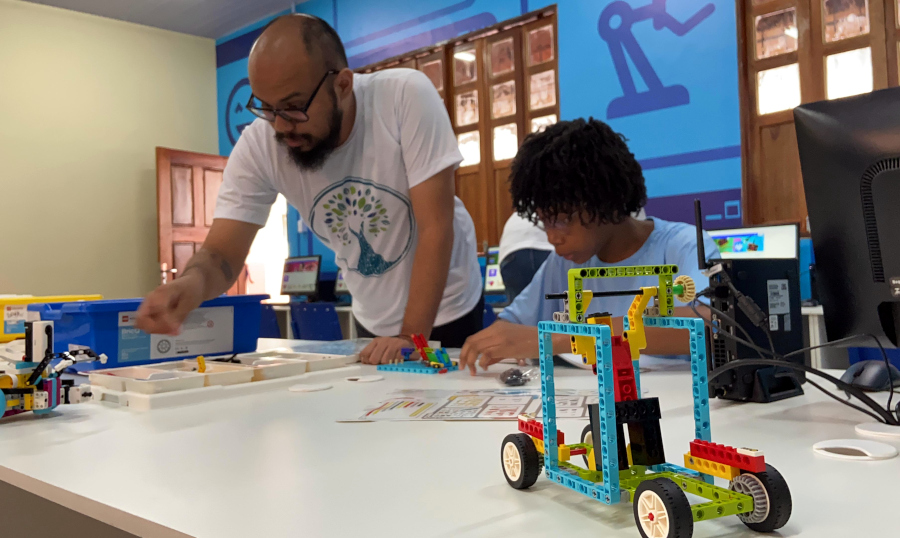 Projeto leva conhecimento em robótica à educação pública do Amapá