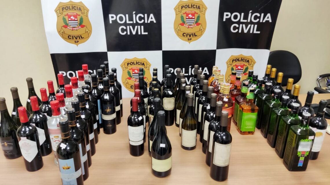 Polícia Civil apreende bebidas falsificadas em Limeira (SP)