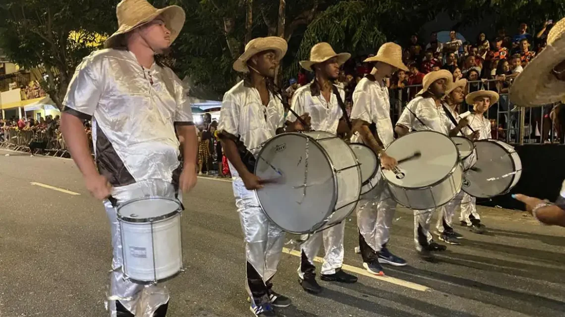 Campina Grande revoga decreto que restringia desfile de blocos