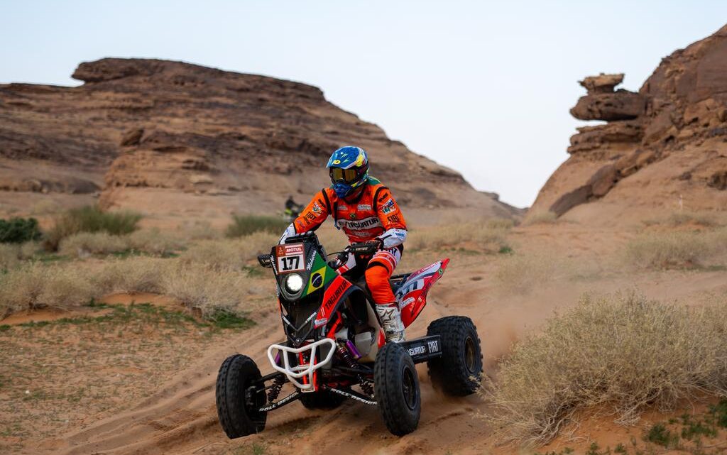 Dakar 2024: Marcelo Medeiros vence a primeira etapa e lidera nos Quadriciclos