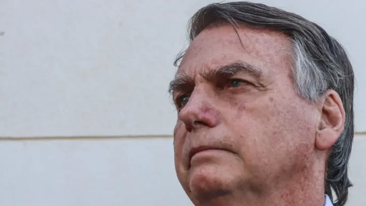 Polícia Federal indicia Bolsonaro e mais 36 por tentativa de golpe de Estado