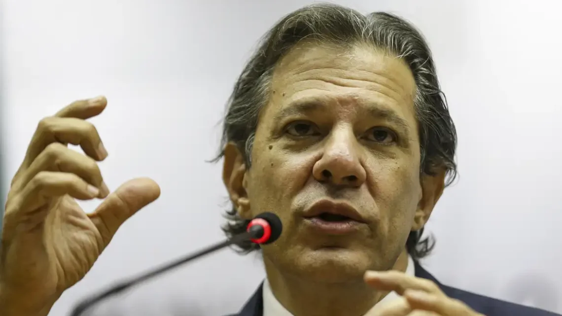 Haddad pede apoio da Febraban para projetos que tramitam no Congresso