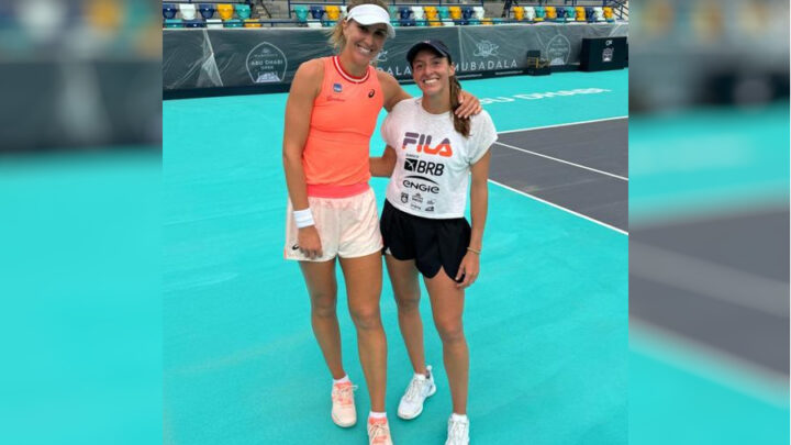 Luisa Stefani estreia nesta terça-feira (6) no WTA 500 de Abu Dhabi ao lado de Beatriz Haddad Maia