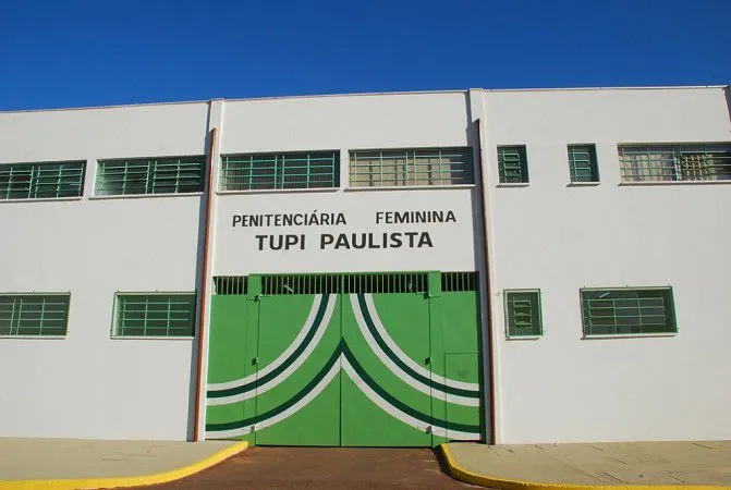 Presa cospe em policial penal, GIR é acionado e faz revista na Penitenciária de Tupi Paulista